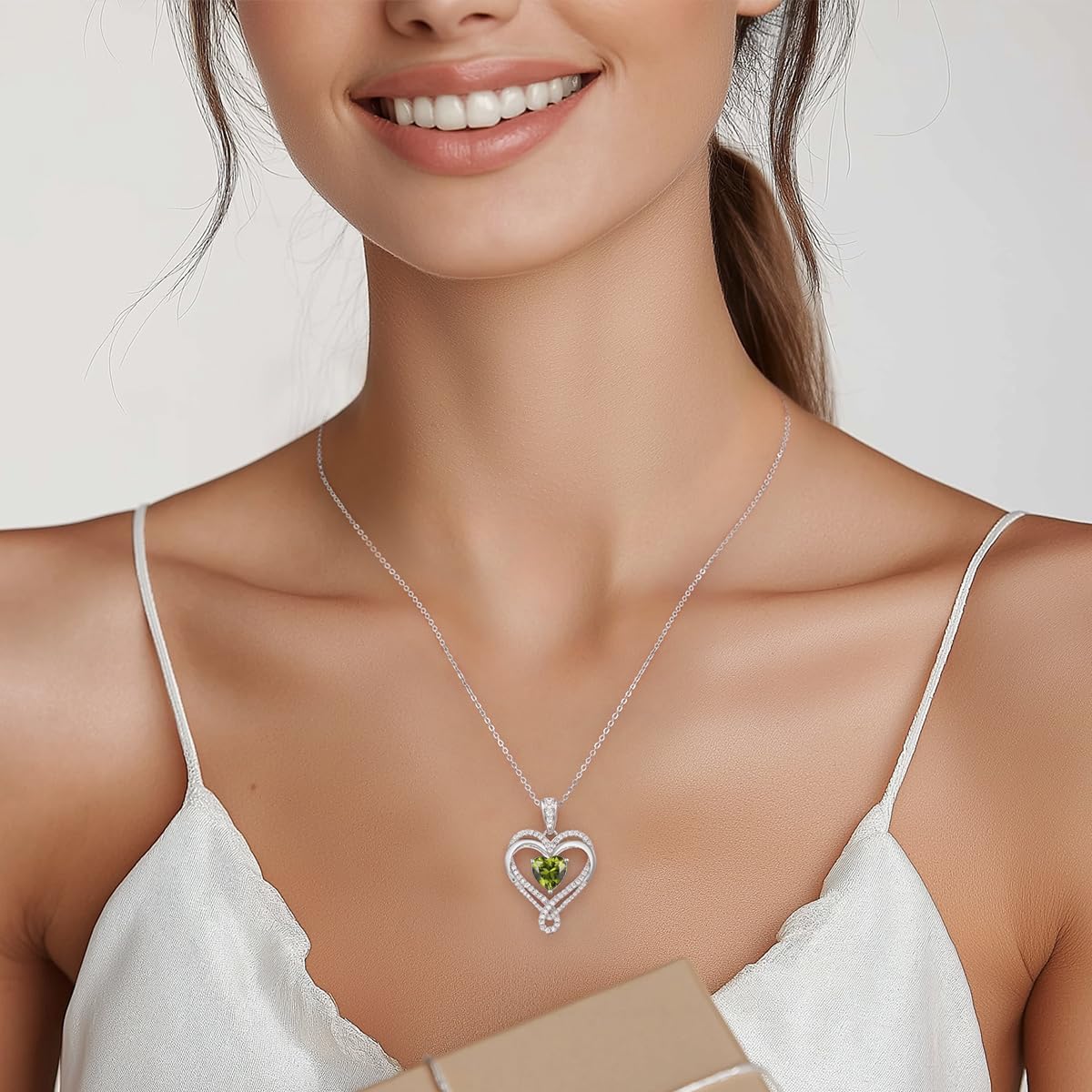 Detalle 2 de LOUISA SECRET Kette Unendlichkeit 45 cm