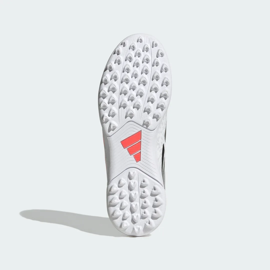 Detalle 2 de Bota de fútbol Predator Club moqueta de Adidas – blanco
