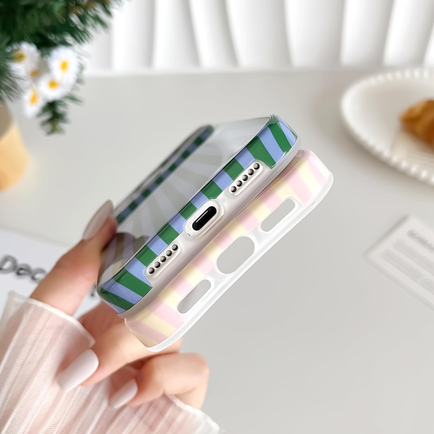 Thumbnail 4 de Yeddabox iPhone 17 Pro Case — Cute Striped TPU Slim Case in Green and Blue