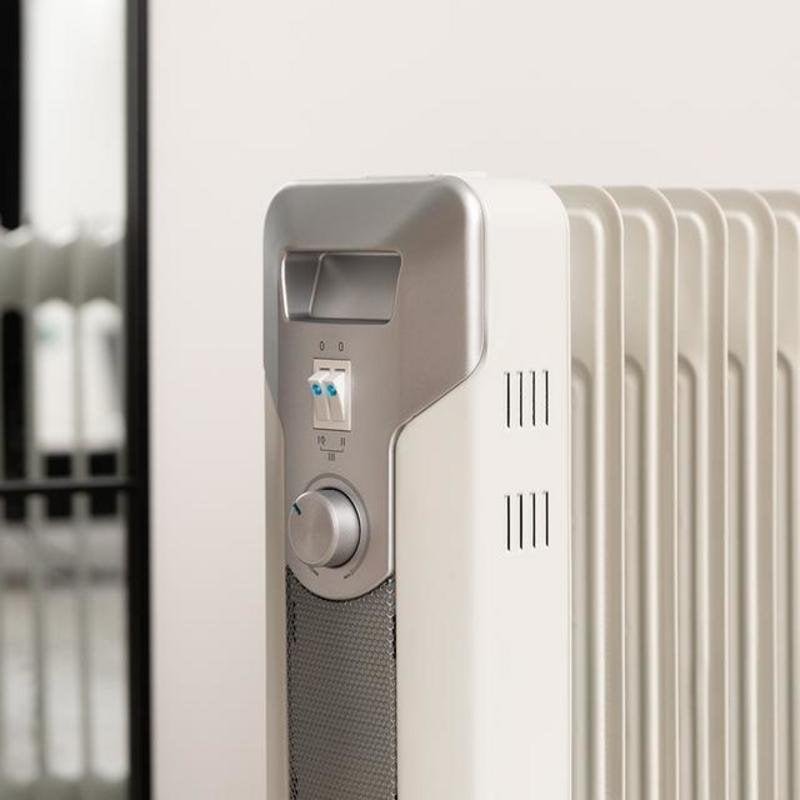 Detalle de cecotec ReadyWarm 11000 Space 2500W radiador de aceite