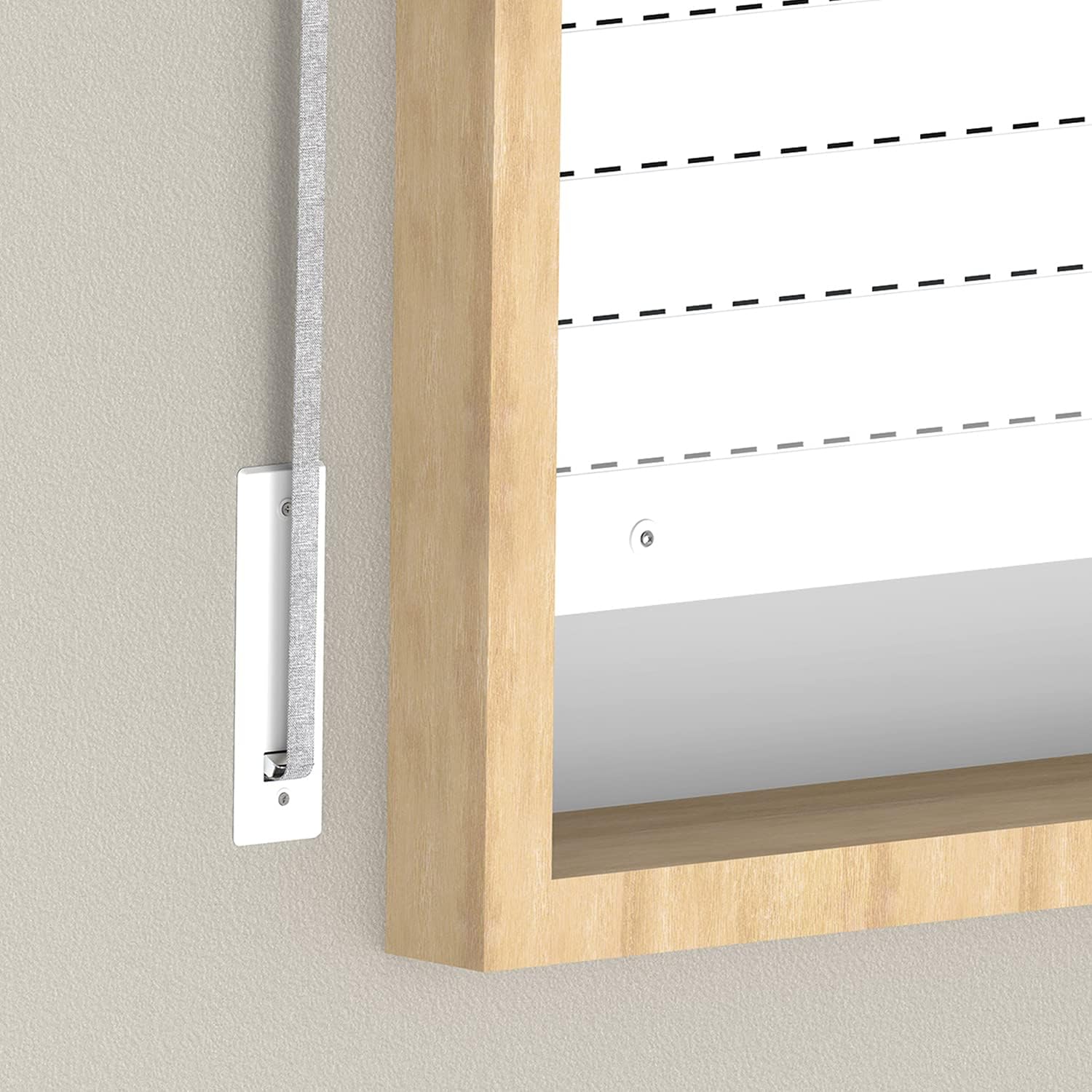 Detalle de Amig coperchio in alluminio bianco per raccoglitore persiane (22,2 × 6,5 cm) con distanza viti 17 cm