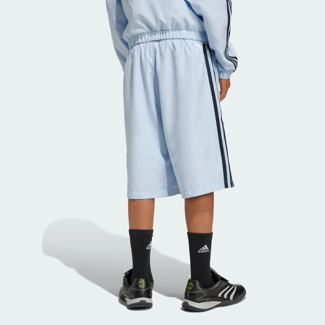 Thumbnail 3 de PANTALÓN CORTO TEAMGEIST LOOSE de Adidas: cómodo, ligero y versátil