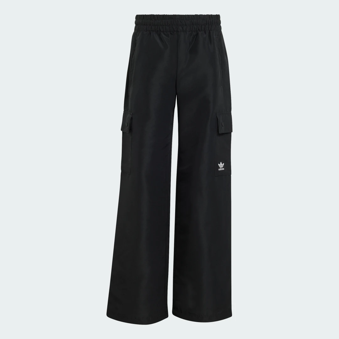 Detalle de Pantalón Essentials Woven Cargo de Adidas – Negro
