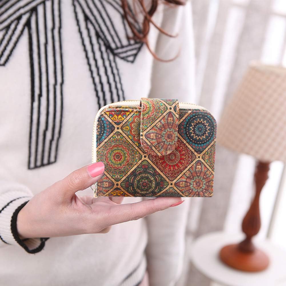 Detalle de boshiho Cork Wallet for Women – Slim vegan cork purse with zip, card slots & coin pocket