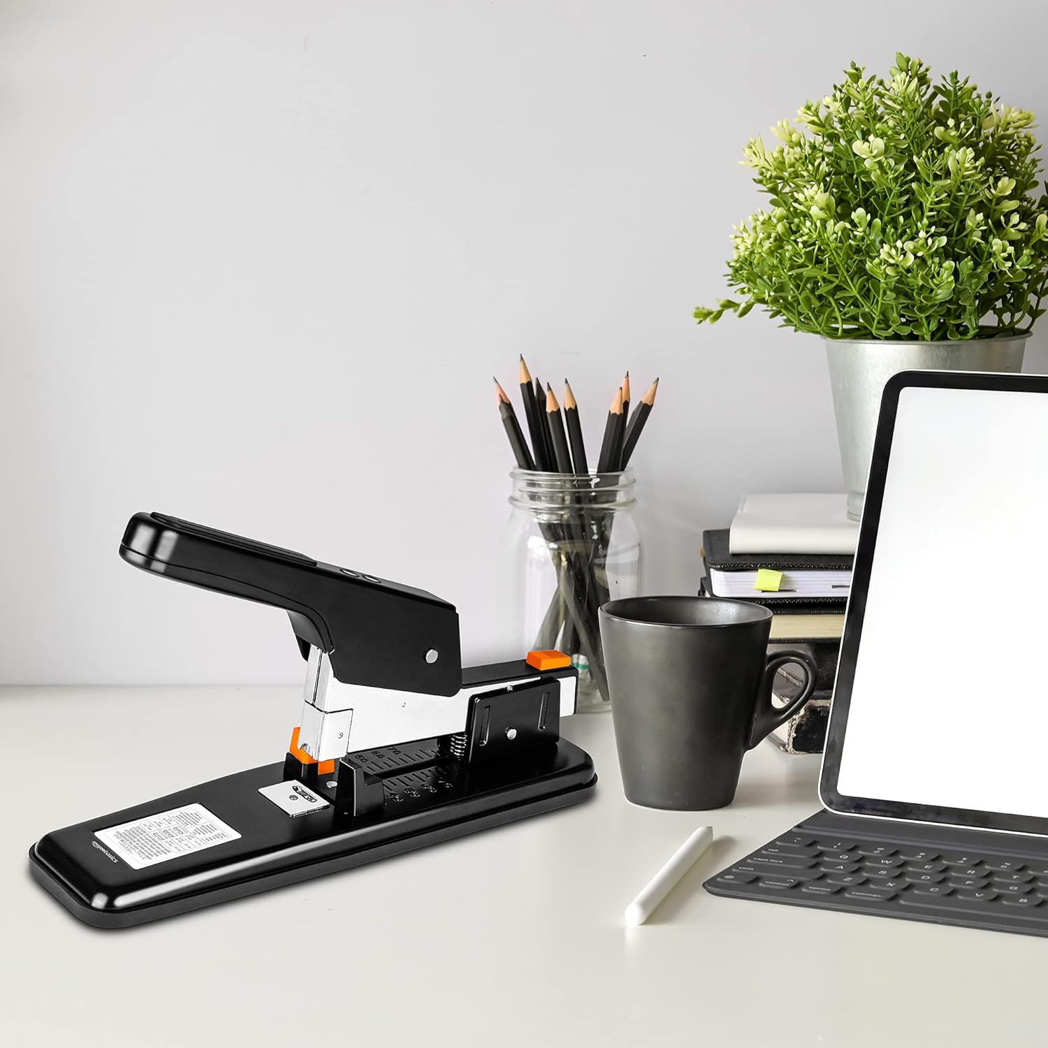 Thumbnail 5 de Amazon Basics Pinzatrice per uso intensivo 90 pagine 📎