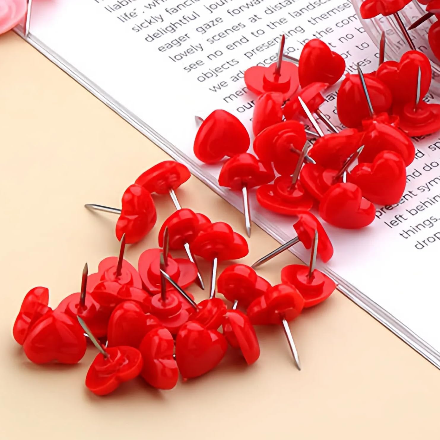 Thumbnail 6 de Heart-Shaped Push Pins, 100-Piece Set