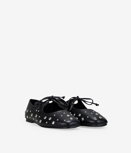 Detalle de BOSANOVA Bailarinas Planas para Mujer en Piel Vegana con Tachuelas y Lazo Fino – Negro, talla 40