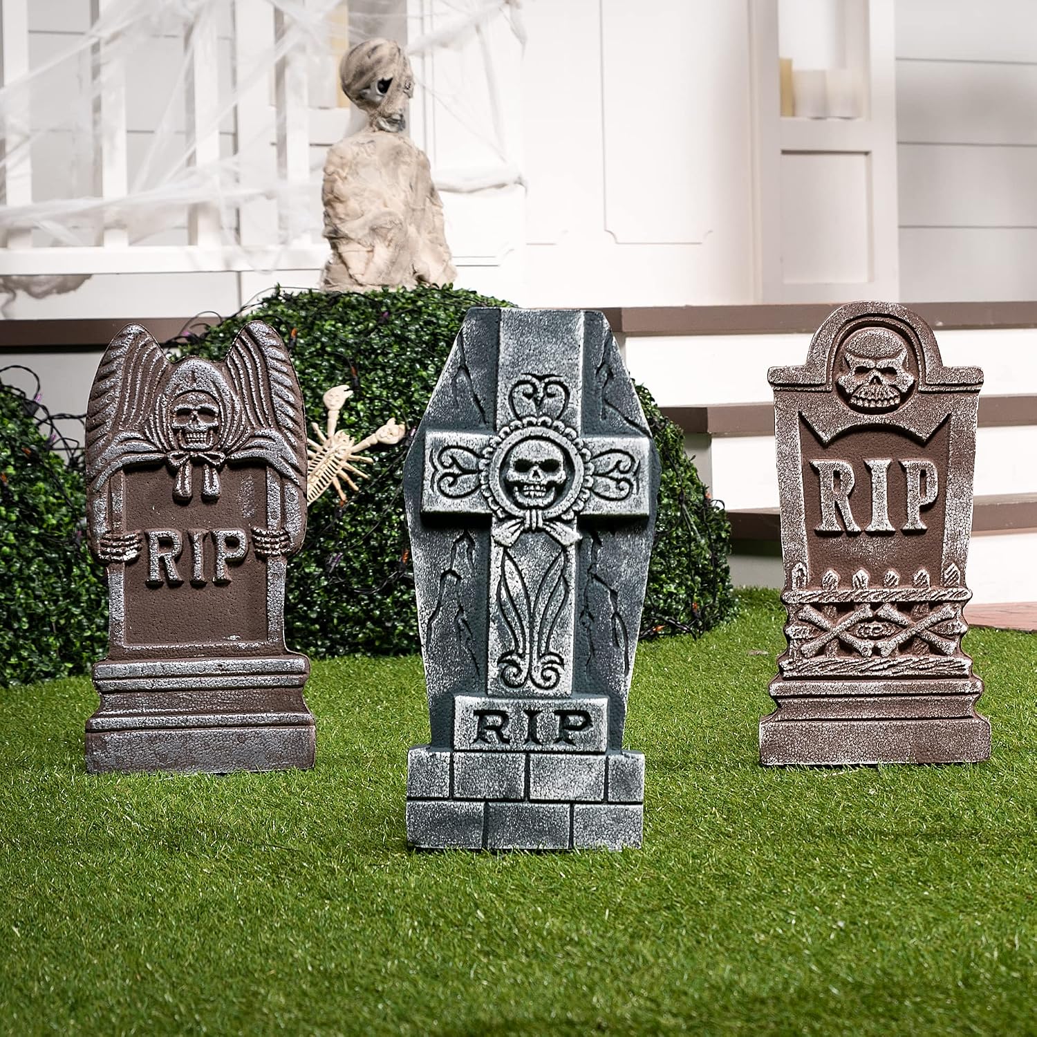 Detalle de JOYIN 10519 Halloween-grafstenen van schuim, 43,2 cm, met metalen haringen