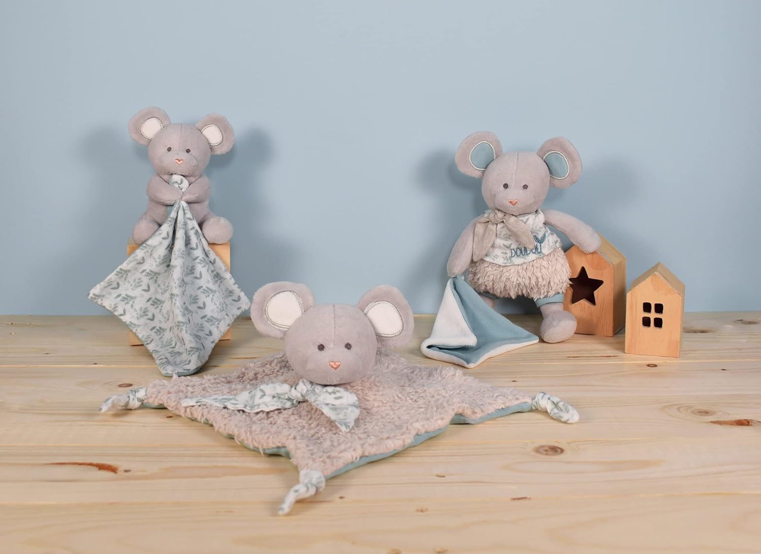 Thumbnail 4 de Souris DOUDOU BOTANIC BIO 15 cm