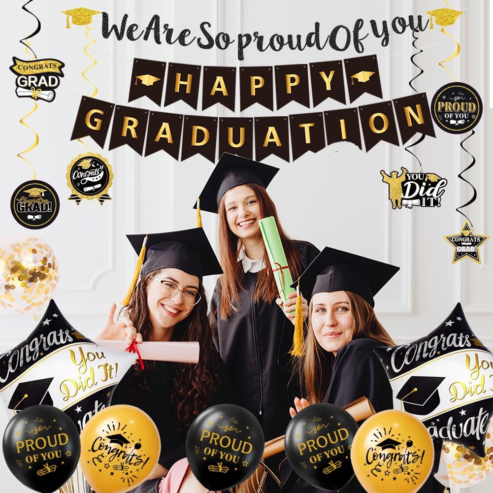 Detalle de Graduation Party Decorations Class of 2026: We Are So Proud of You Banner & Swirls Kit
