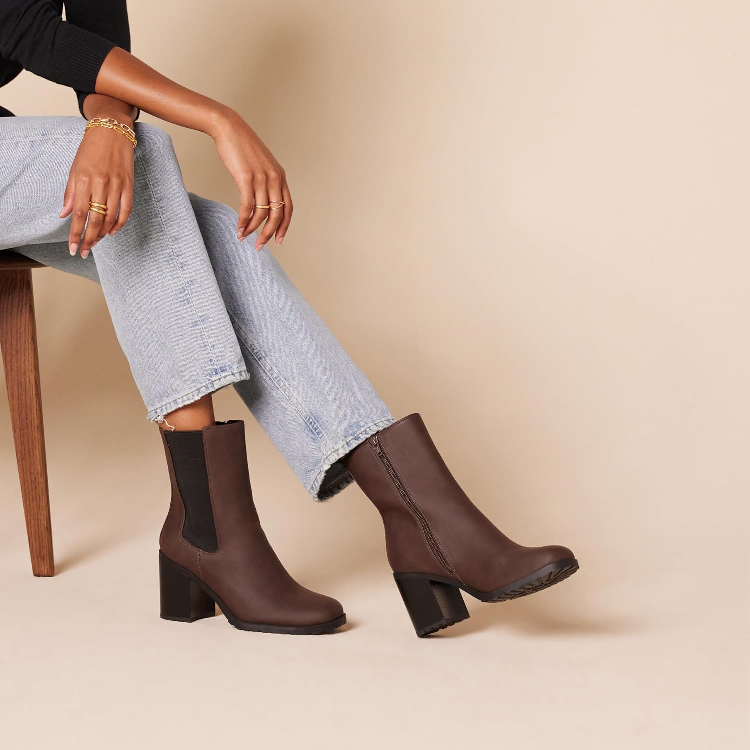 Detalle 2 de Amazon Essentials Chelsea-Stiefel 7,6 cm