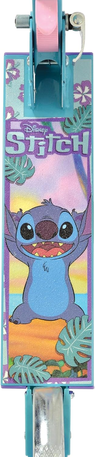Detalle 2 de Disney Stitch opvouwbare kinderstep met lichtgevende wielen en verstelbaar stuur