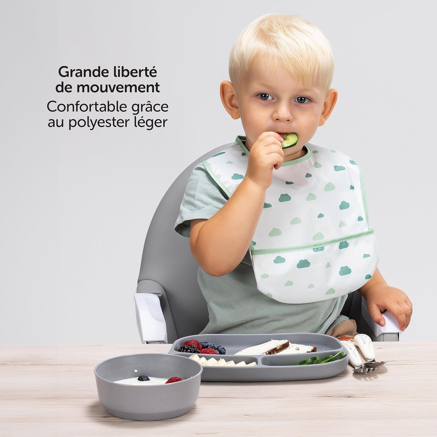 Thumbnail 4 de Lot de 5 bavoirs bébé MiaMia en matériau imperméable plastifié avec fermeture velcro – vert