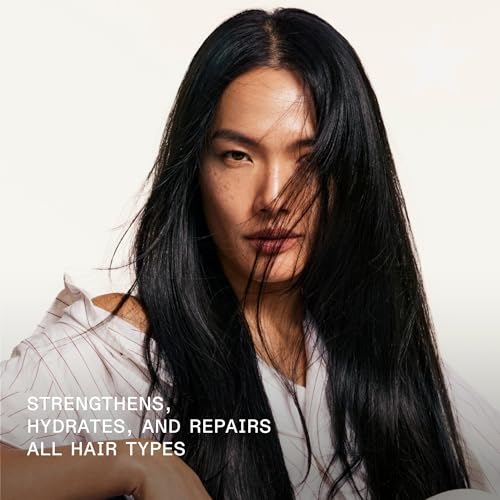 Detalle de OLAPLEX N°.4 Bond Maintenance Shampoo — Strengthening Cleanser for Damaged Hair, 250 mL