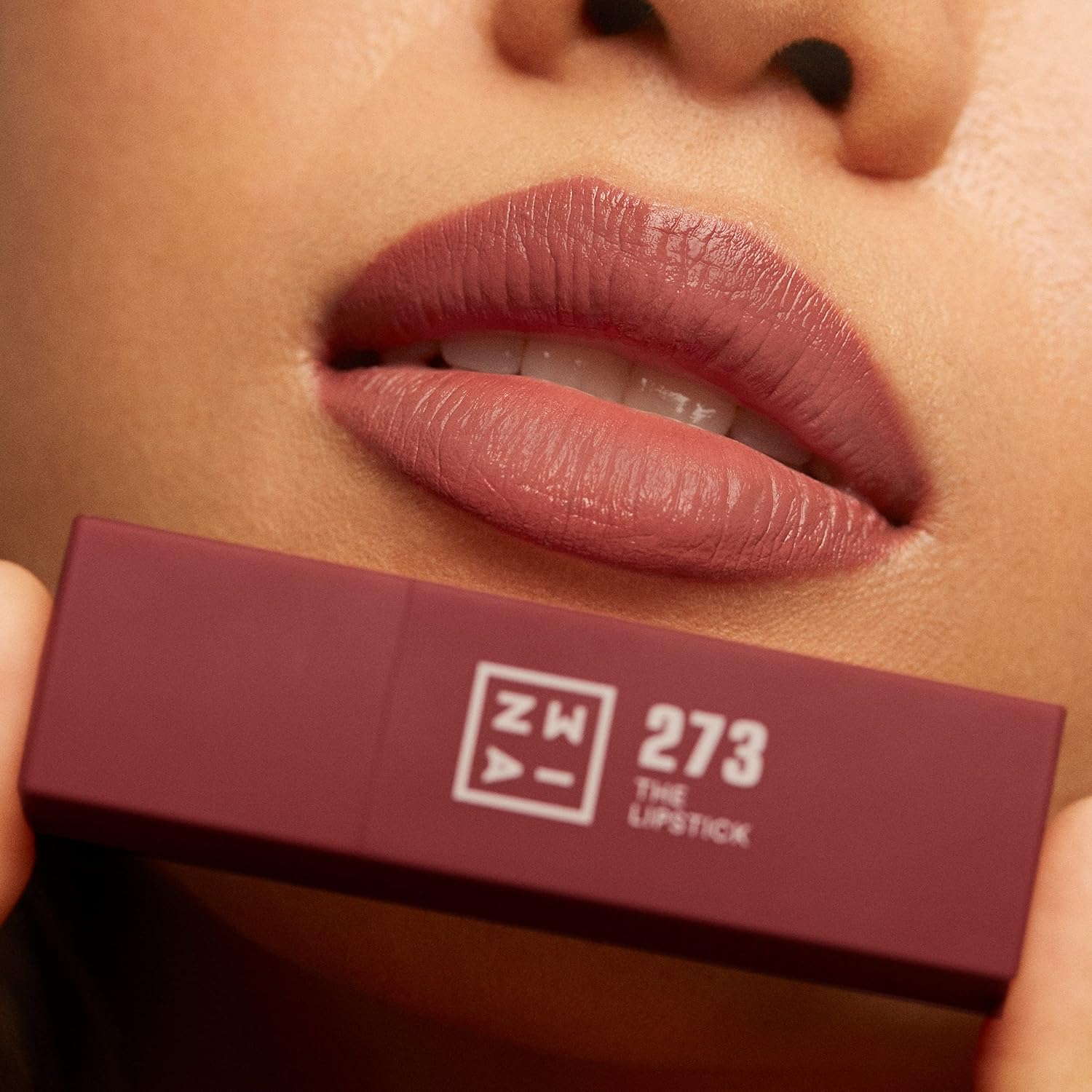 Thumbnail 2 de 3INA MAKEUP The Lipstick 273 Bordeaux chiaro: rossetto cremosa mat semi-mat con Vitamina E e Burro di Karité