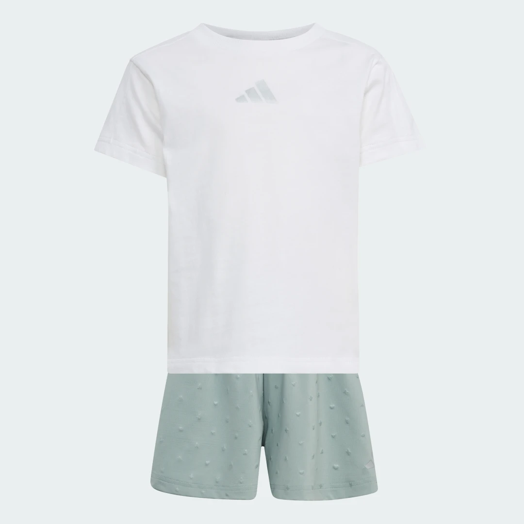 Detalle 2 de Conjunto Seasonals Glam de Adidas: camiseta y pantalón corto en blanco