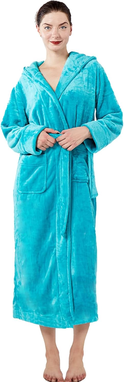 Detalle de Dowesrobe Women’s Fleece Hooded Bathrobe — Plush, Long, Warm With Deep Pockets