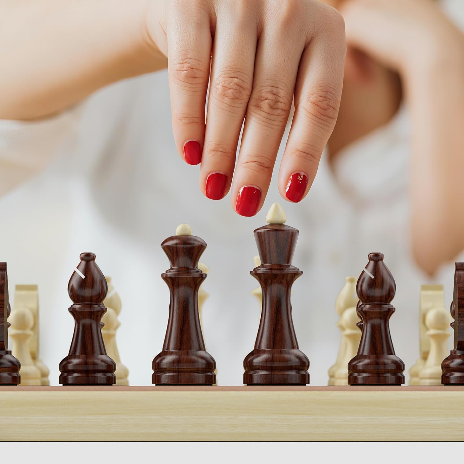 Detalle 1 de 38cm Holz Klapp-Schach- und Dame-Set
