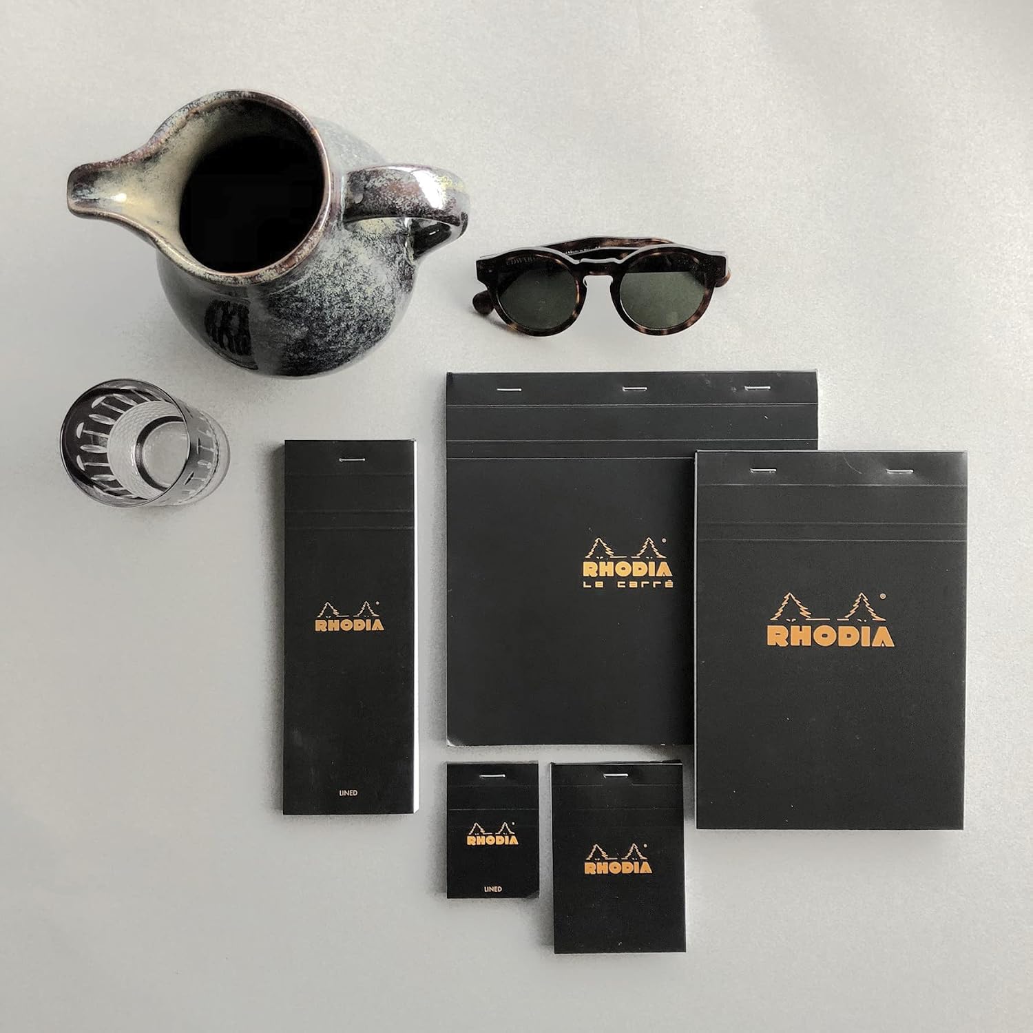 Detalle de RHODIA 182009Cpack – Bloc-notes agrafé N°18, A4 noir, 5 blocs, papier Clairefontaine 80 g/m²