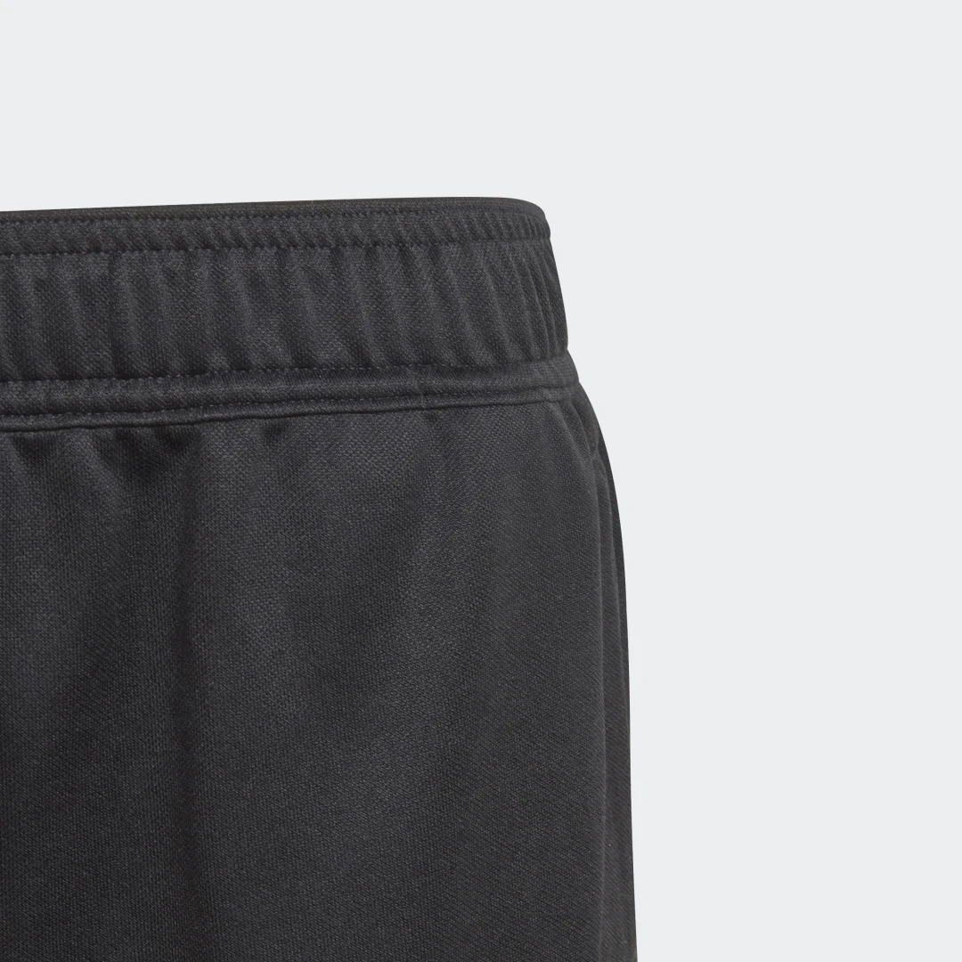 Detalle 2 de adidas Pantalón corto Designed 2 Move en negro