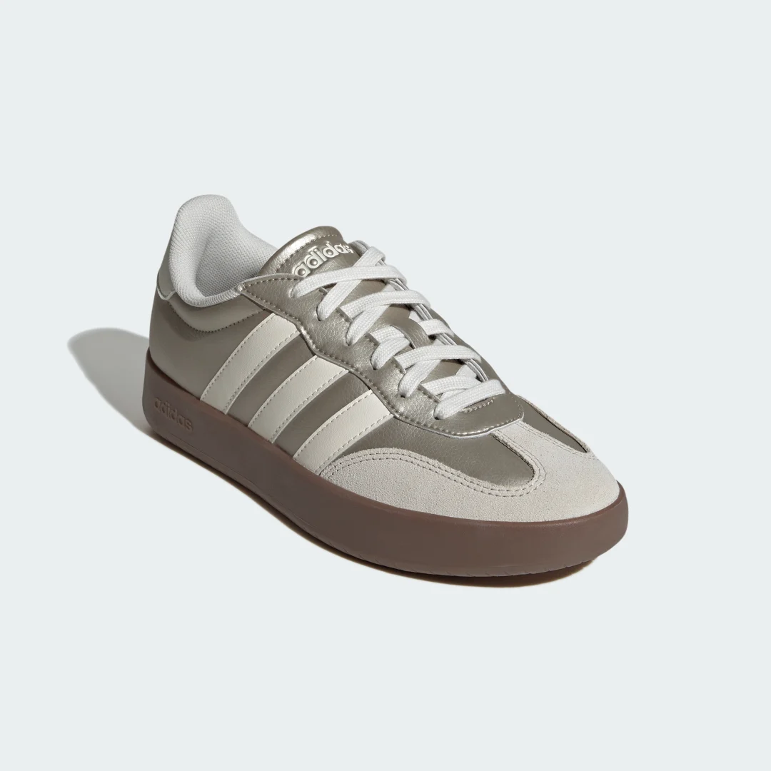 Detalle 2 de Zapatilla Barreda de Adidas: estilo plateado para uso diario y paseo urbano