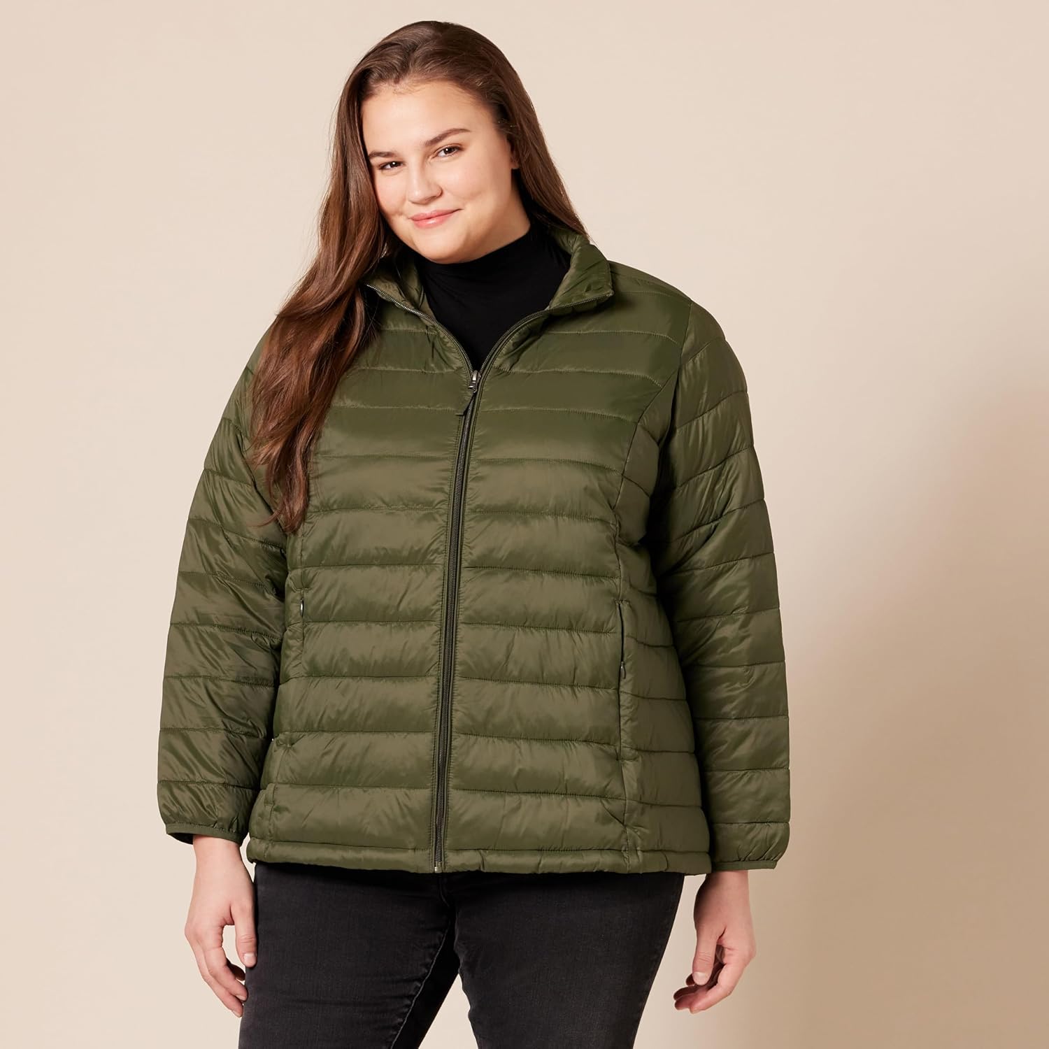 Thumbnail 4 de Amazon Essentials women’s lightweight water-resistant packable puffer jacket (long-sleeved, plus size available)