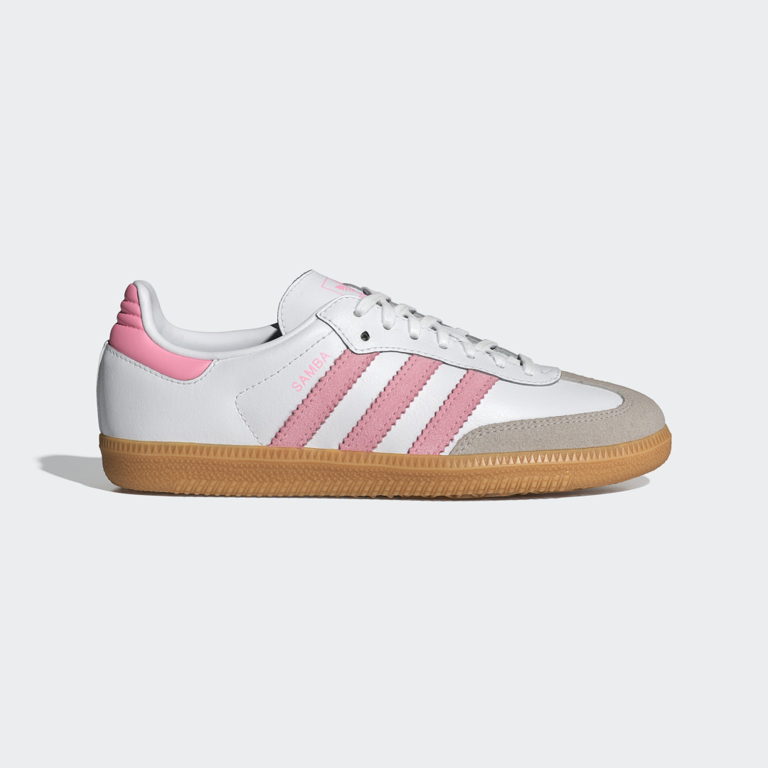 Detalle de Adidas Samba OG: la zapatilla clásica en blanco para el día a día urbano