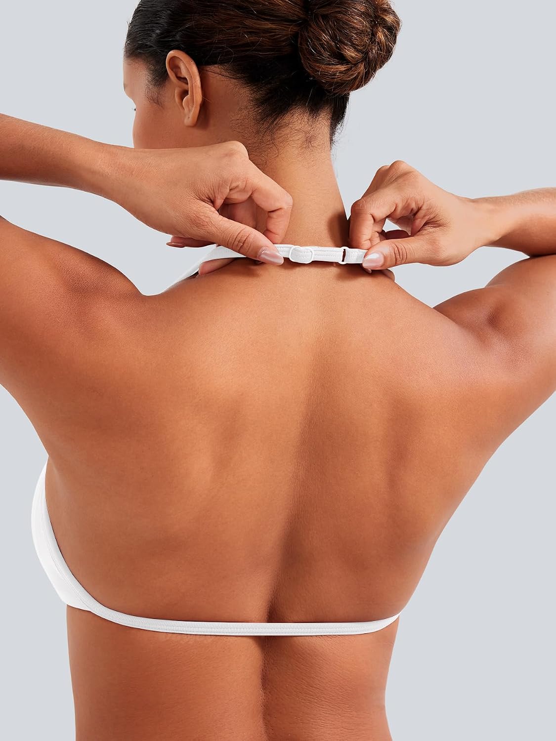 Detalle 2 de VOYJOY Impact Strappy Sports Bra with Adjustable Straps and Removable Pads