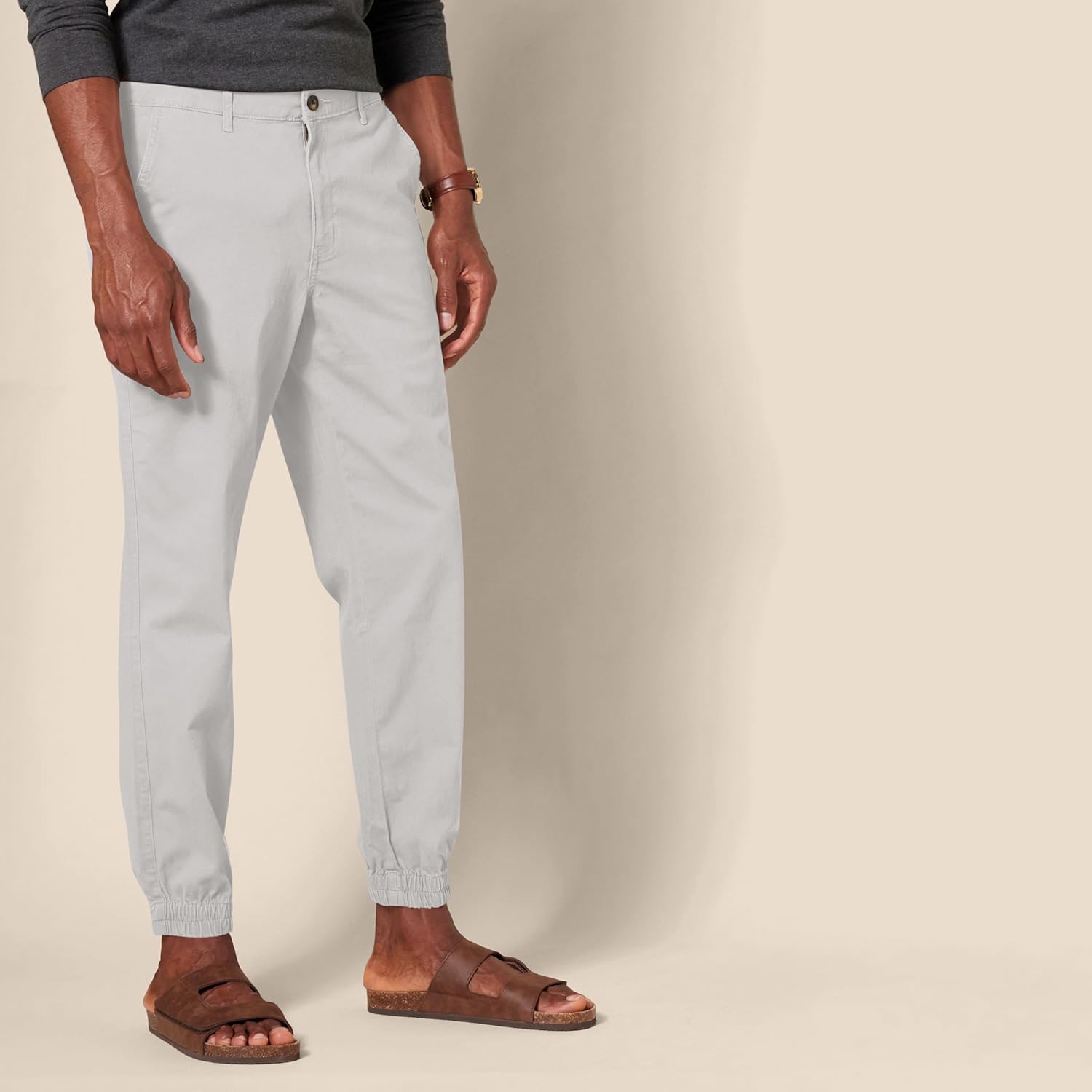 Thumbnail 2 de Amazon Essentials Uomo Pantaloni Chino Jogger Dritti: stile casual e comfort quotidiano