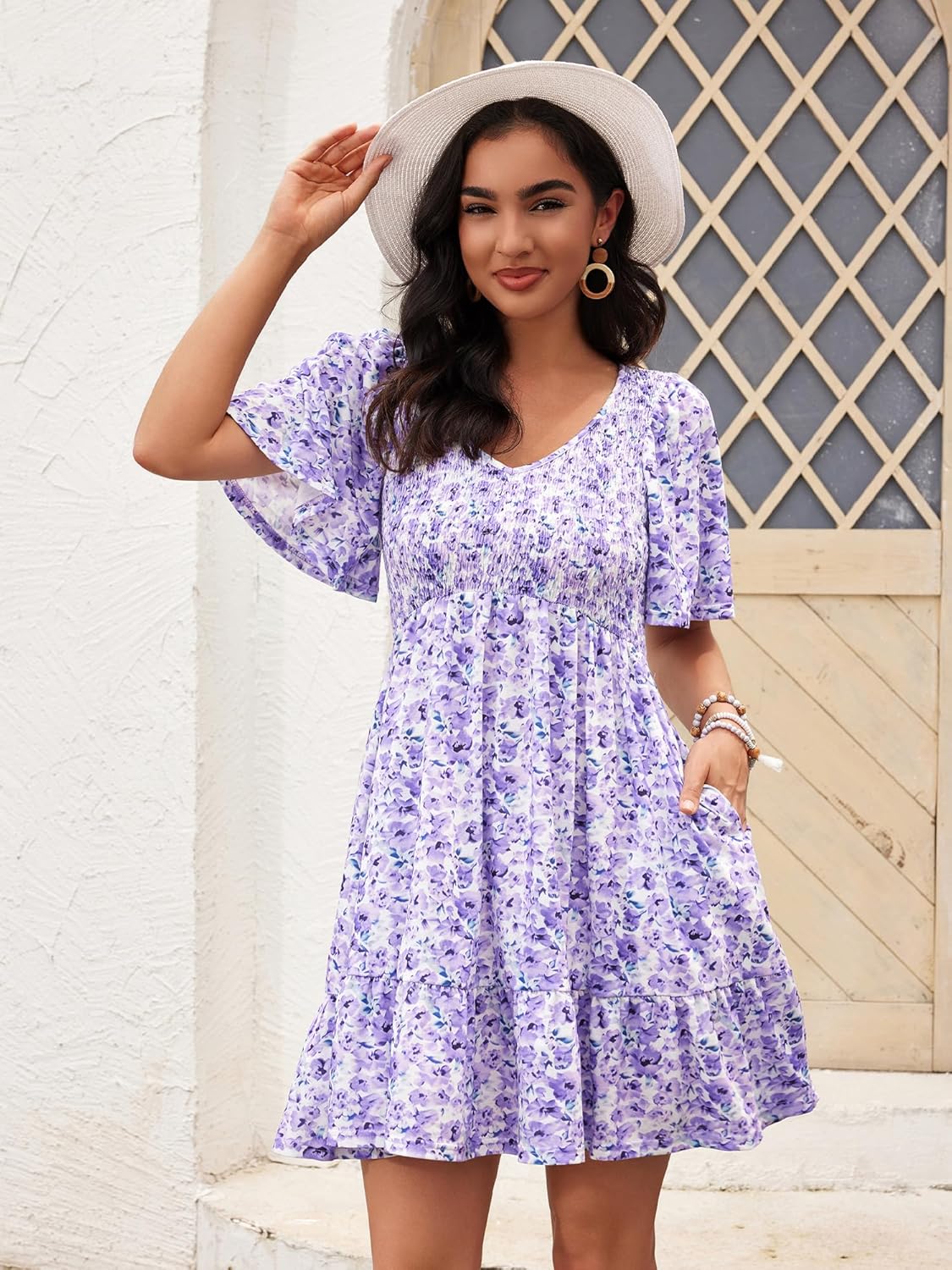 Thumbnail 2 de UEAL Women's Floral Smocked V-Neck Flutter Sleeve Sundress with Pockets