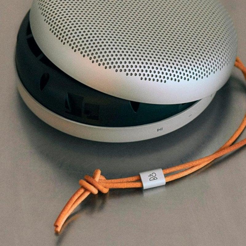 Thumbnail 2 de Bang & Olufsen Beosound A1 (3ª Gen) portátil Bluetooth 60W IP67 con batería hasta 24h Natural Aluminium