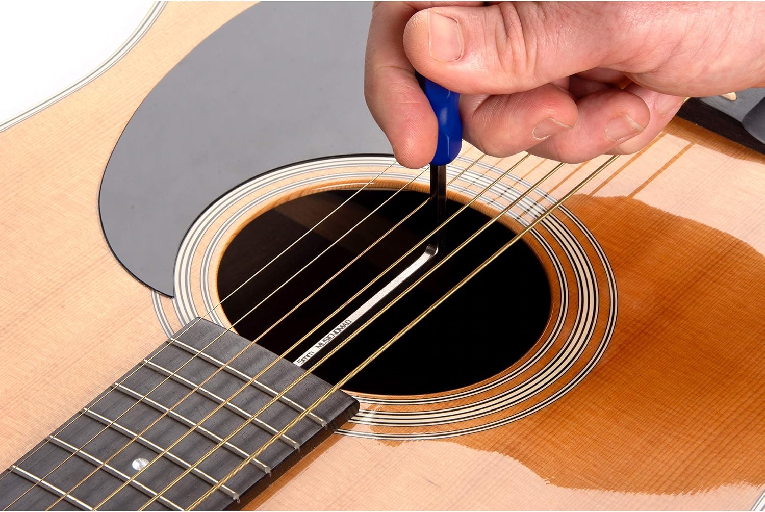Detalle 1 de Music Nomad MN236 halspensleutel 5 mm met kogeluiteinde voor Martin-gitaren