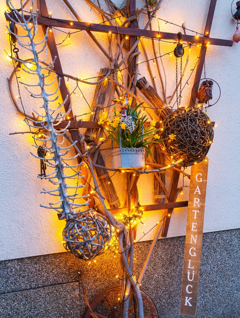 Thumbnail 4 de Idena 30441 LED-Lichterkette mit 300 warmweißen LEDs und 8-Stunden-Timer (ca. 37,9 m)