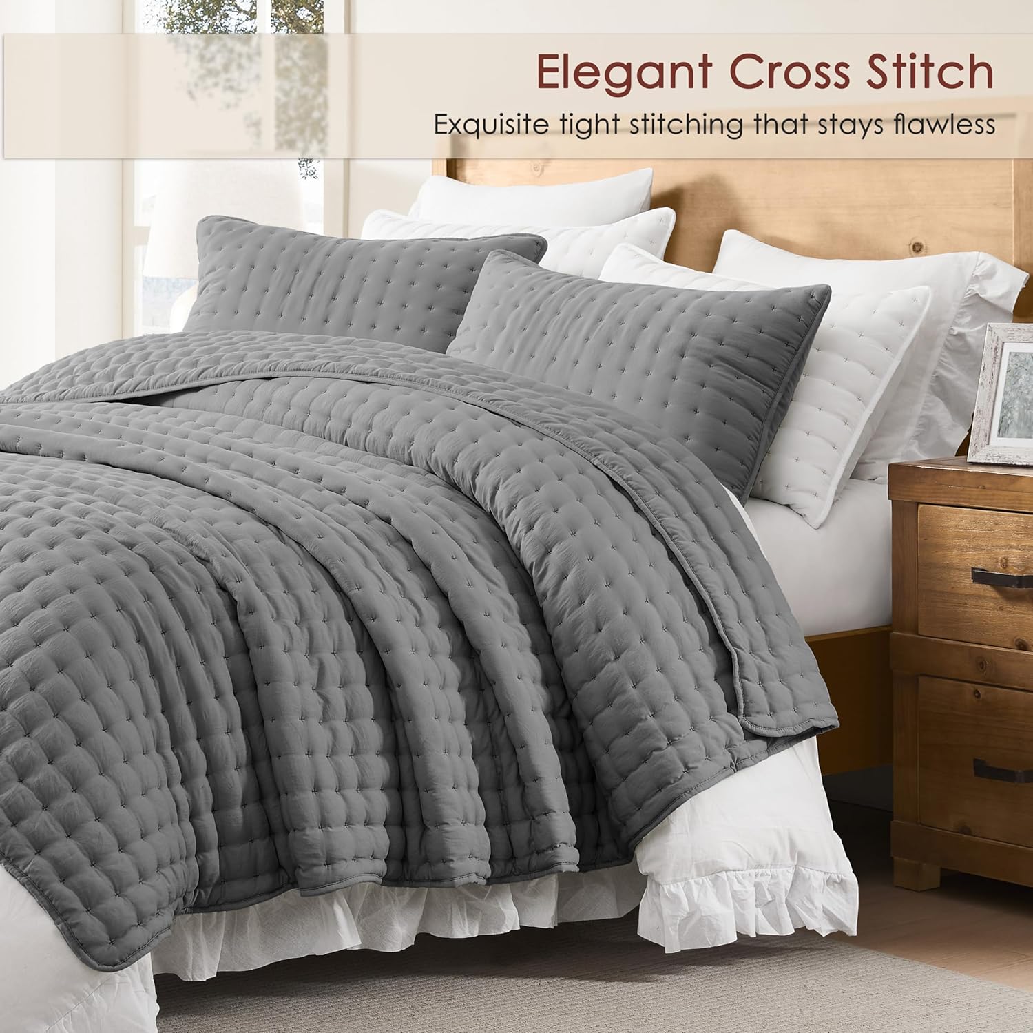 Detalle de WDCOZY Twin Size Lightweight Quilted Comforter Set in Dark Grey