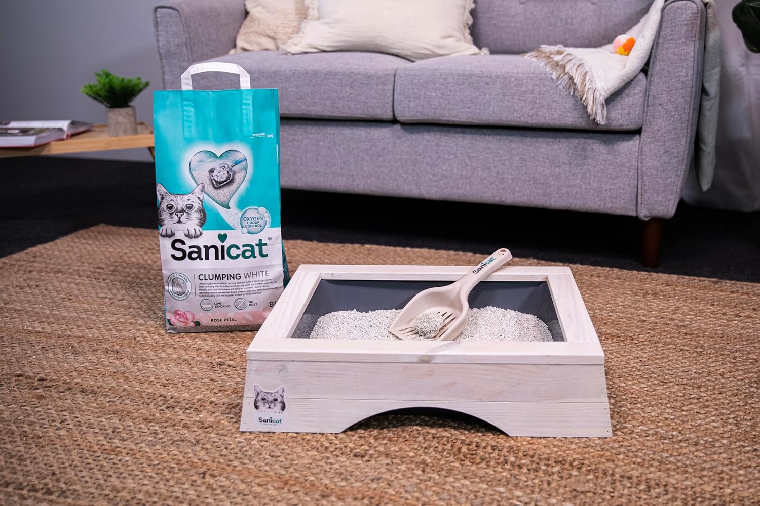 Detalle de Sanicat Lettiera per gatti agglomerante bianca all’aroma di petali di rosa – 8 L