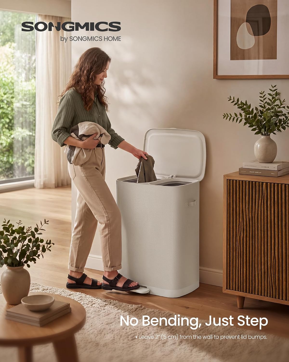 Detalle 2 de SONGMICS LCB832L101 Brosi 160L Pedal Laundry Hamper, Two Compartments