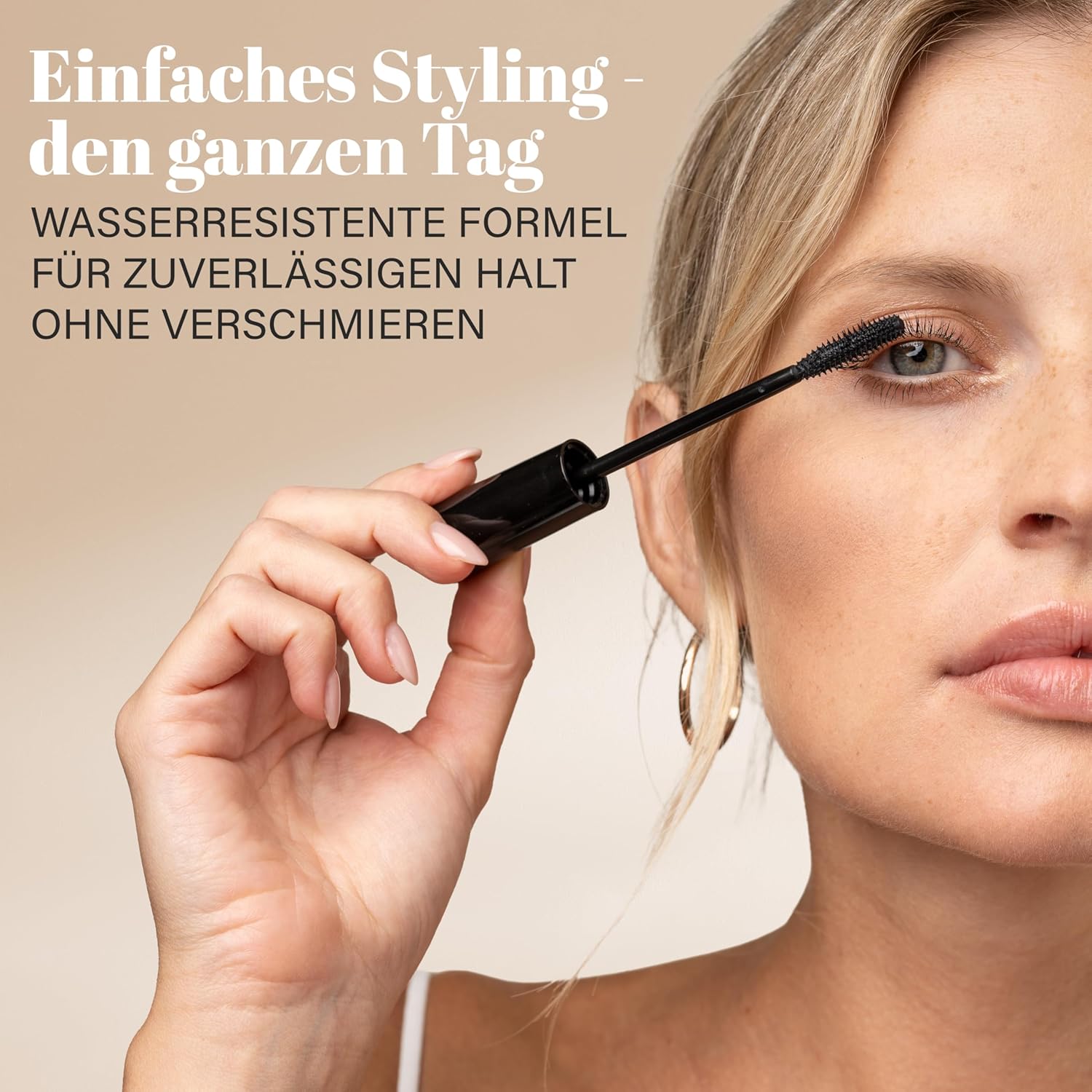 Detalle 2 de Wasserfeste Grow & Tint Mascara