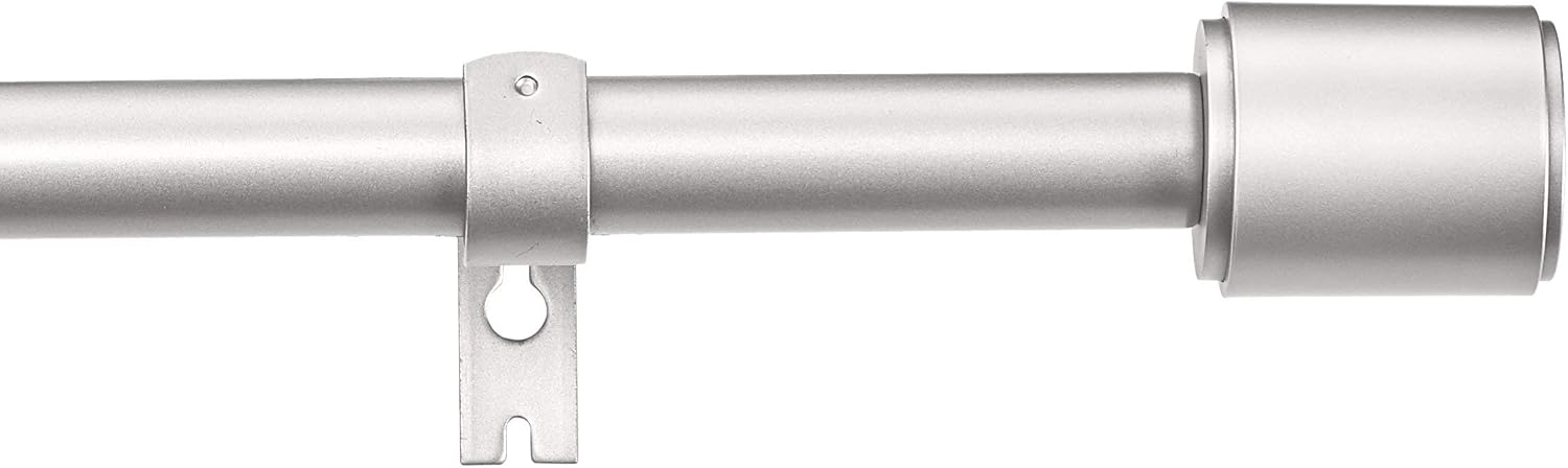 Detalle de Amazon Basics Extendable Curtain Pole 183–366 cm 🪟