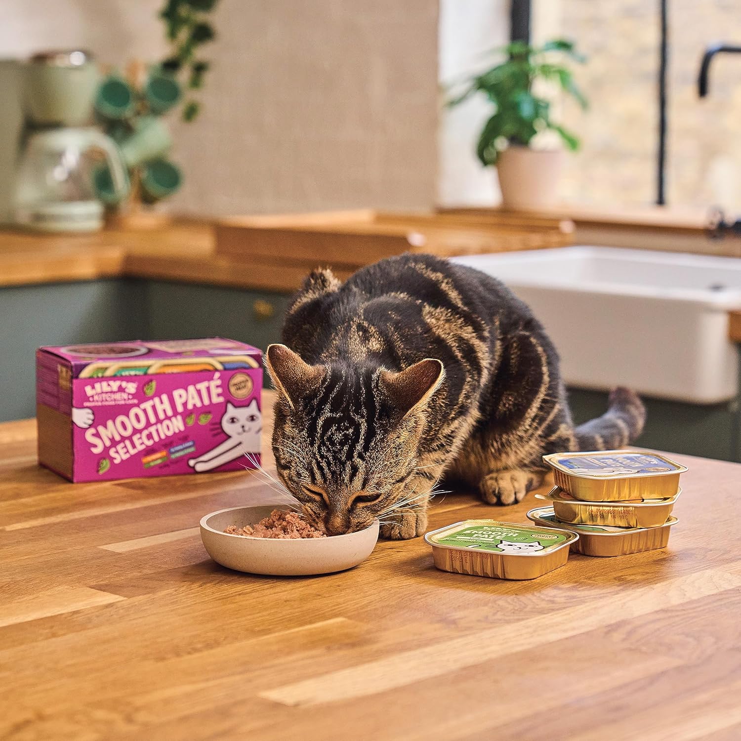 Thumbnail 4 de Lily's Kitchen Bandeja paté natural sin cereales 32x85 g 🐱