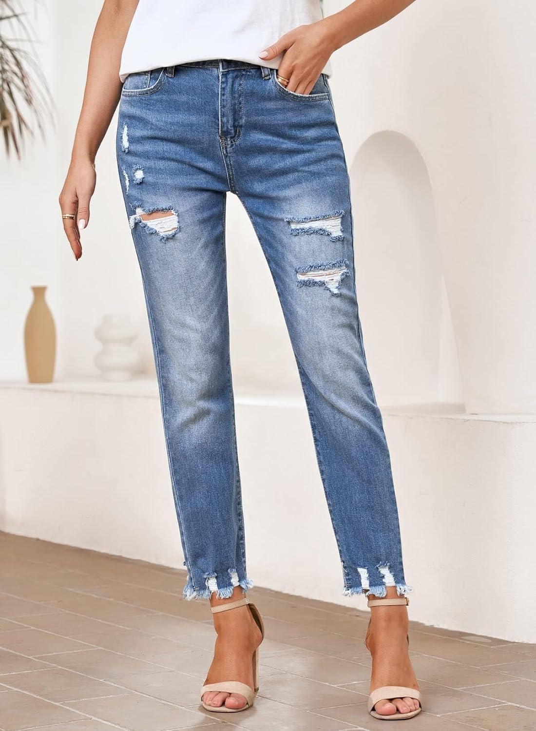 Thumbnail 1 de EVALESS High Waisted Ripped Jeans 2026