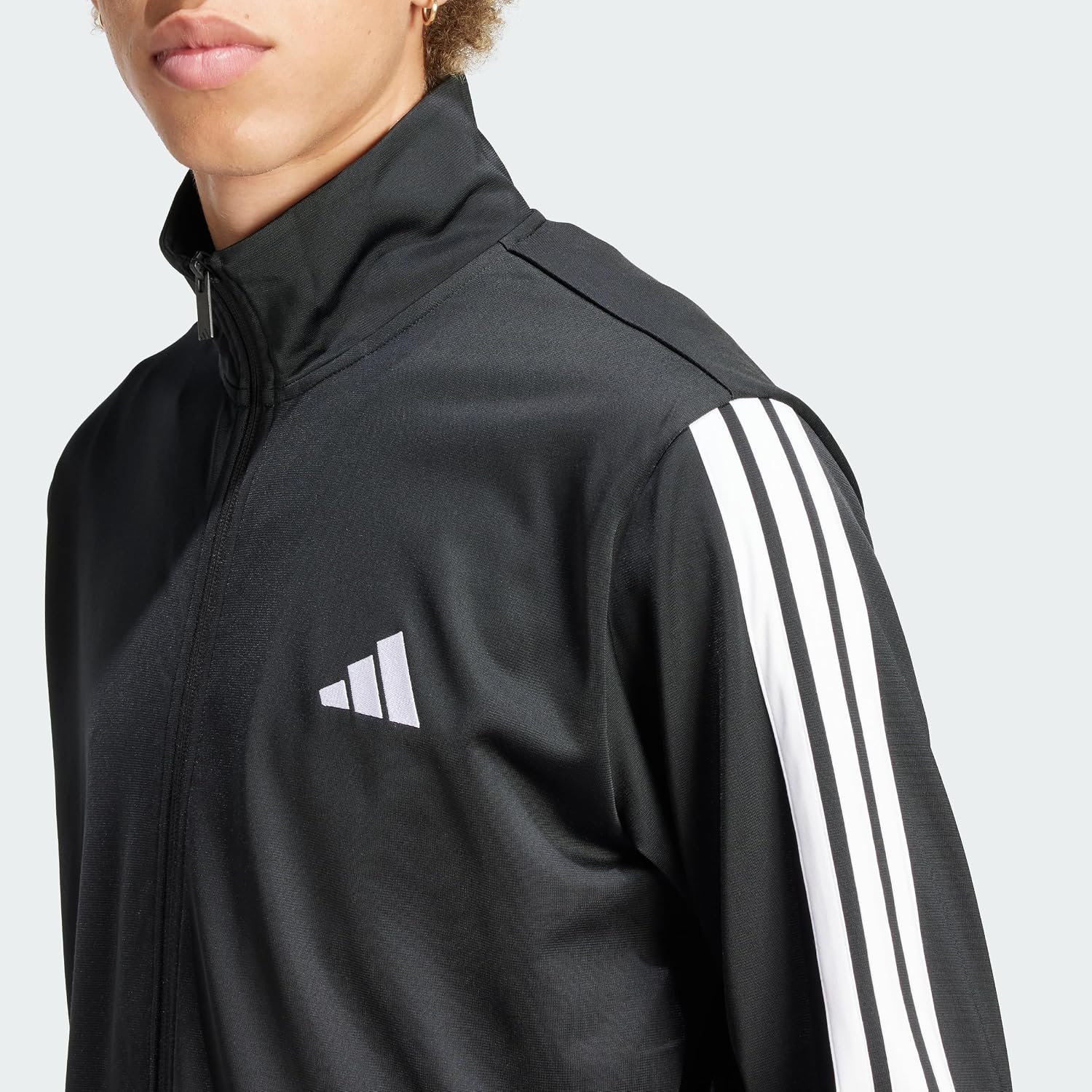 Detalle 2 de adidas Basic męski dres trykotowy z 3 paskami i regulowaną talią