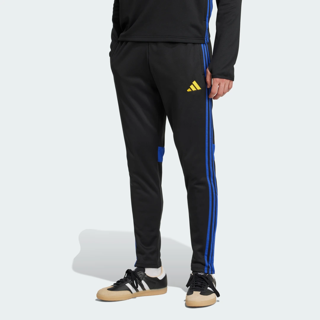 Detalle de Pantalón de entrenamiento Tiro 25 Essentials Winterized de Adidas