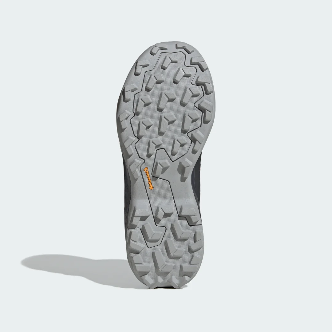 Detalle de Zapatilla de senderismo Terrex Skychaser AX5 Mid GORE-TEX de Adidas