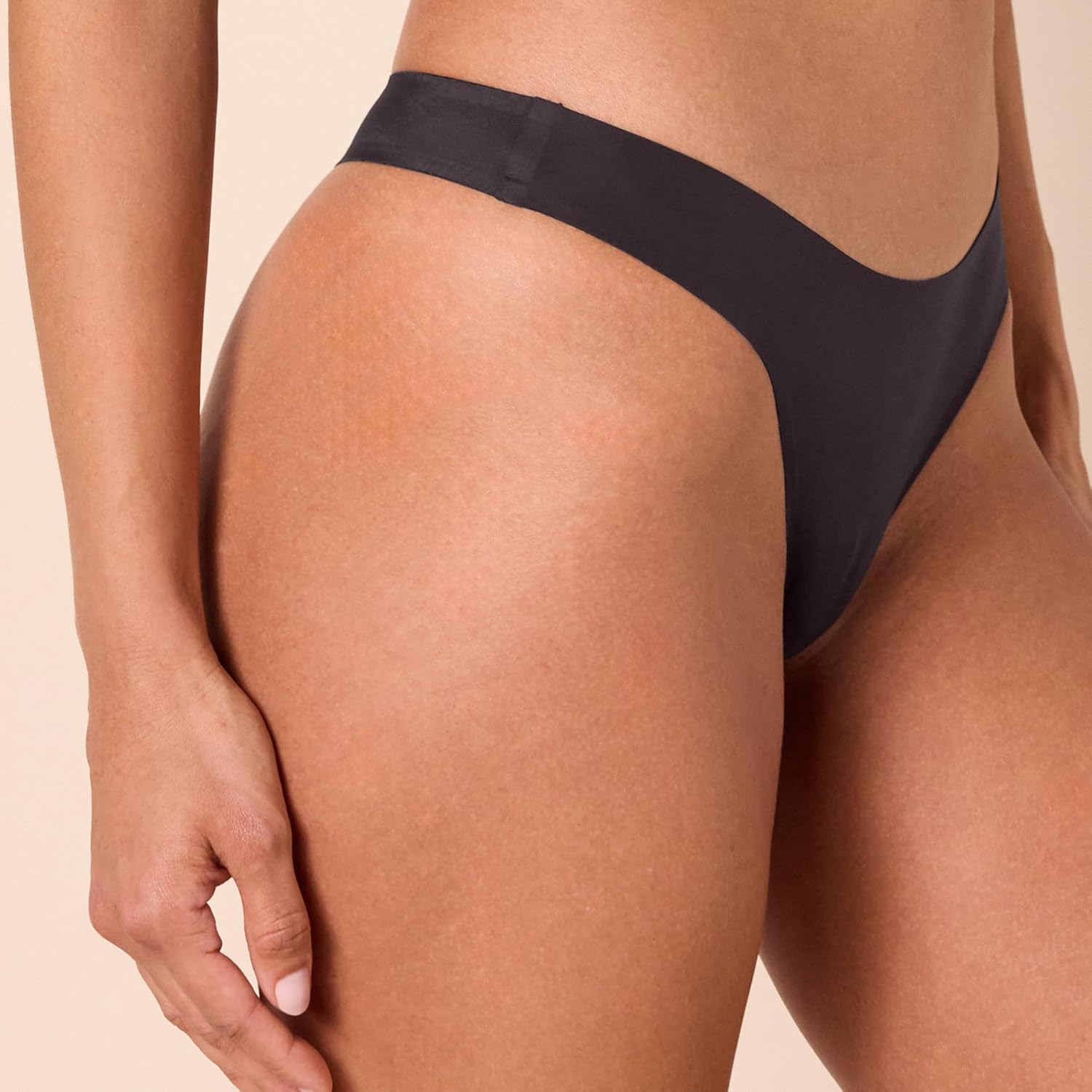 Thumbnail 1 de Amazon Essentials Women’s Seamless Breathable Underwear Thong (Bonded Stretch)