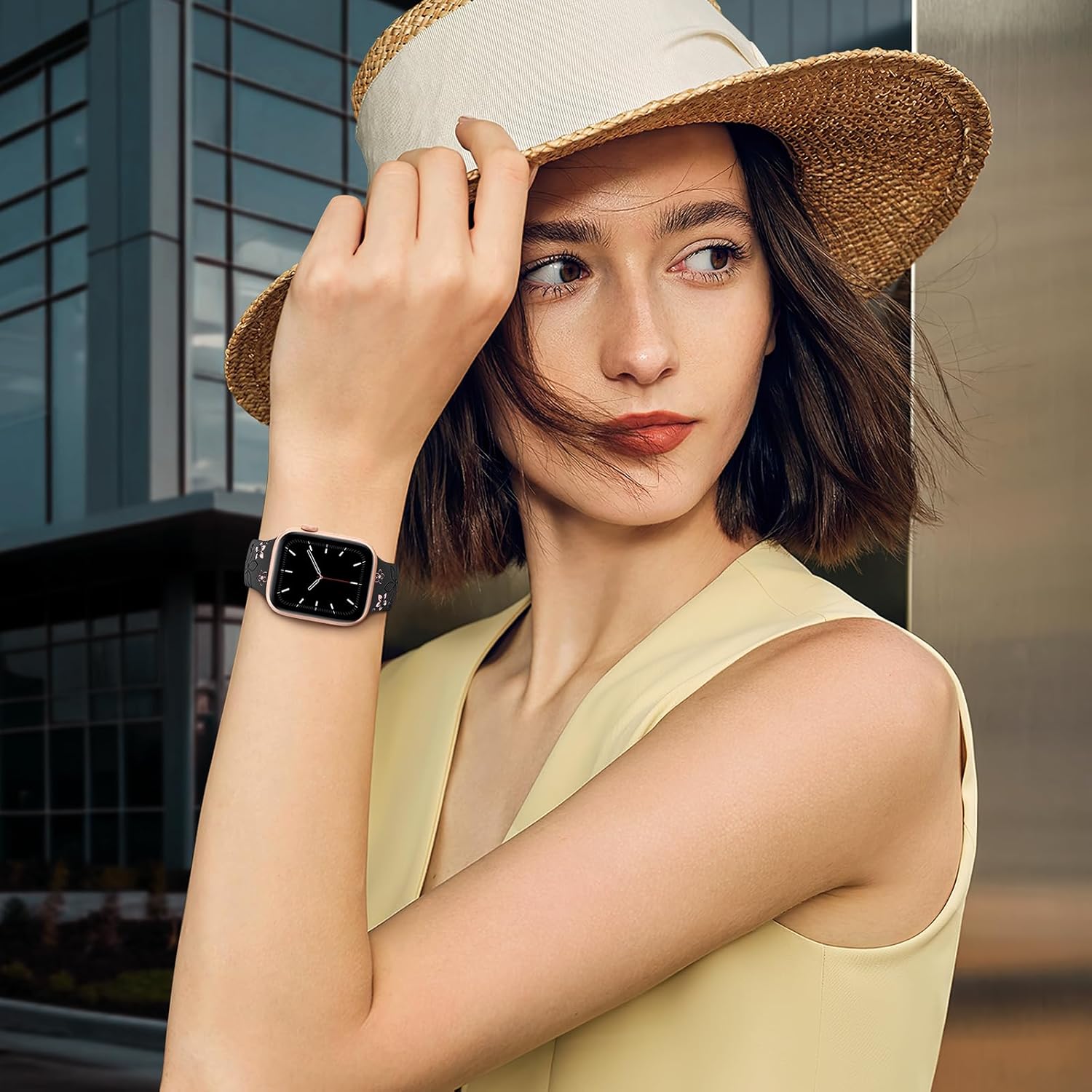 Thumbnail 4 de Floral Engraved Silicone Strap for Apple Watch (38–49mm): Two-Tone Floral Band for Women
