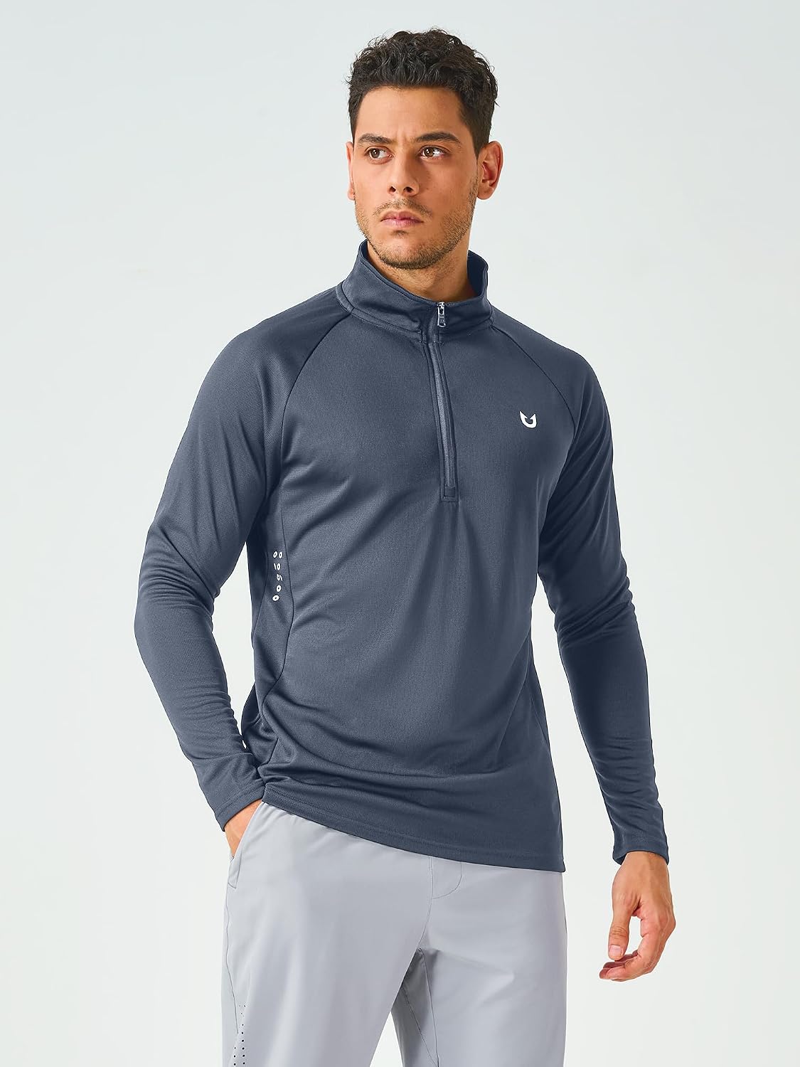 Detalle de NORTHYARD Men's Quarter-Zip Athletic Pullover, Long Sleeve, Moisture-Wicking