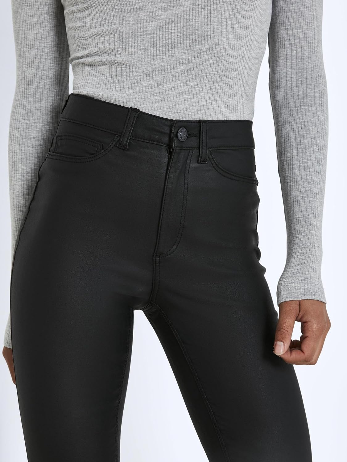 Detalle 2 de Jean enduit à taille haute Noisy May NMCallie High Waist Skinny — coloris noir
