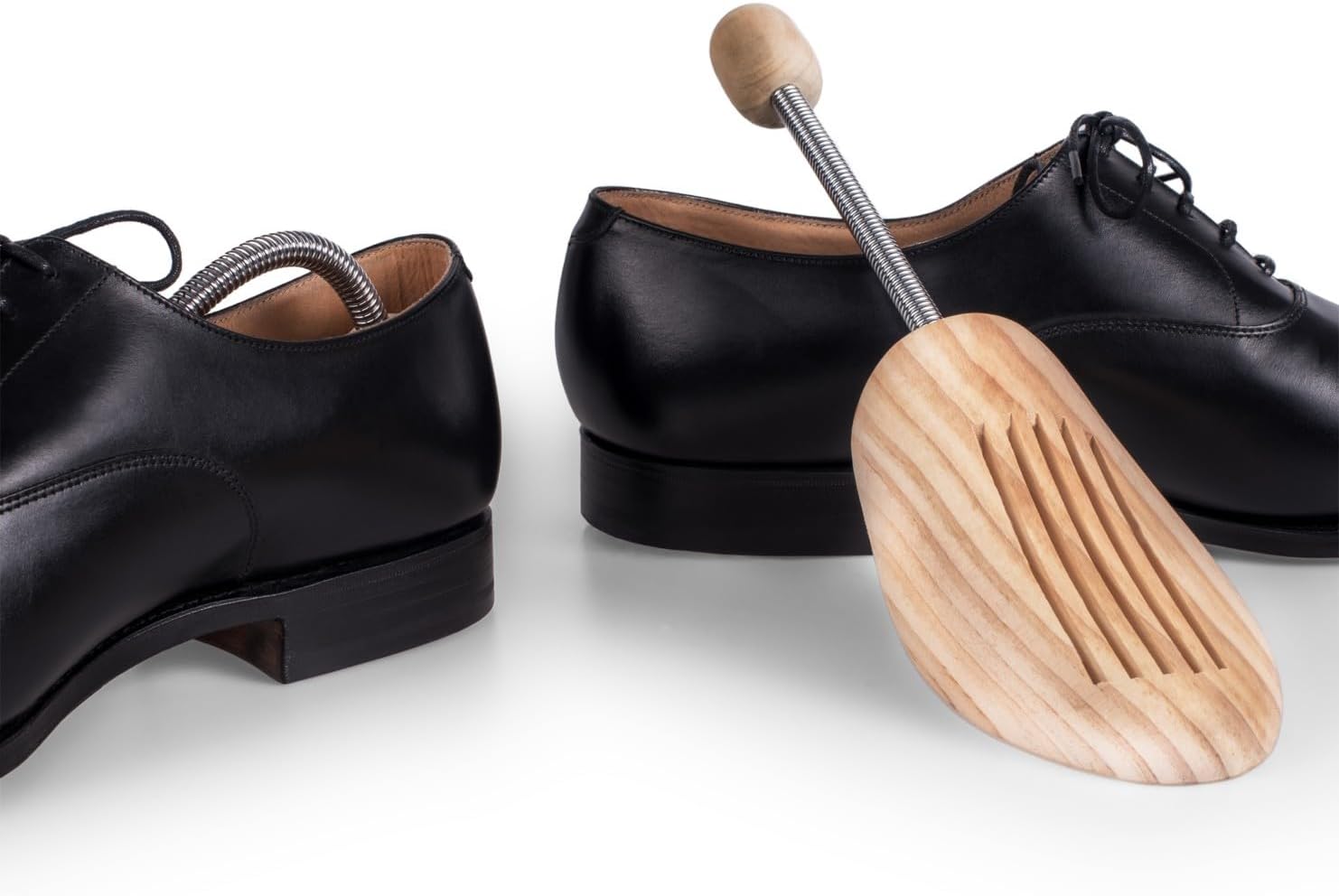 Detalle 2 de Blumtal Schuhspanner Holz – verstellbar für Damen & Herren, Knick- und Faltschutz