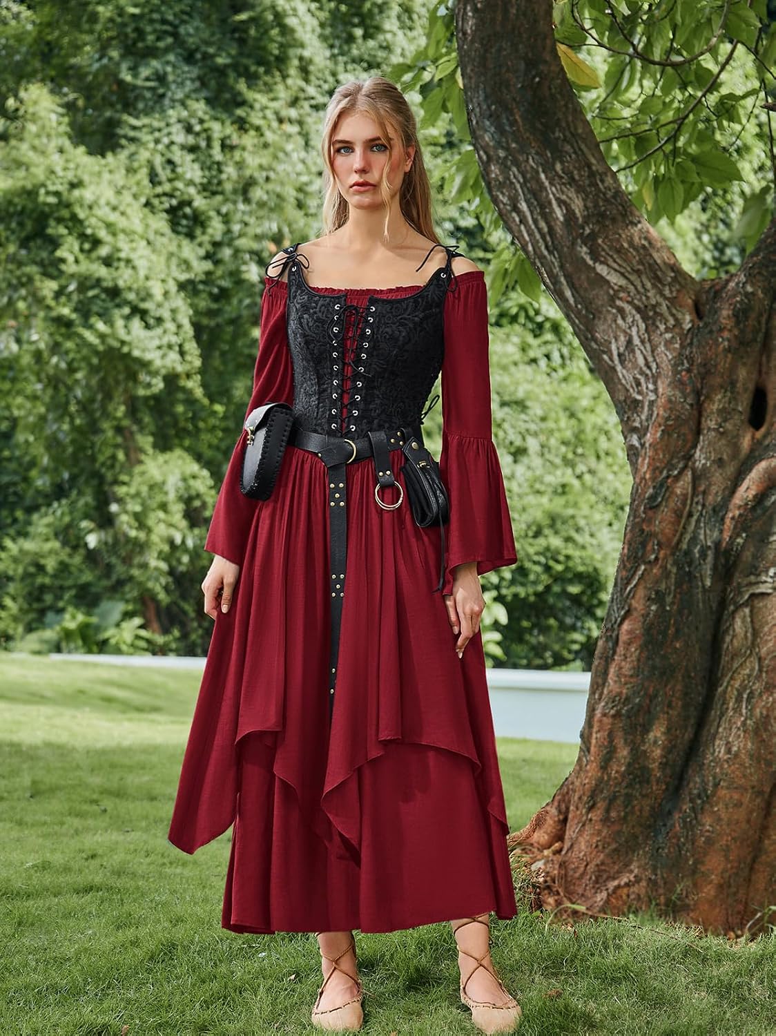 Thumbnail 6 de Scarlet Darkness Renaissance Costume Dress