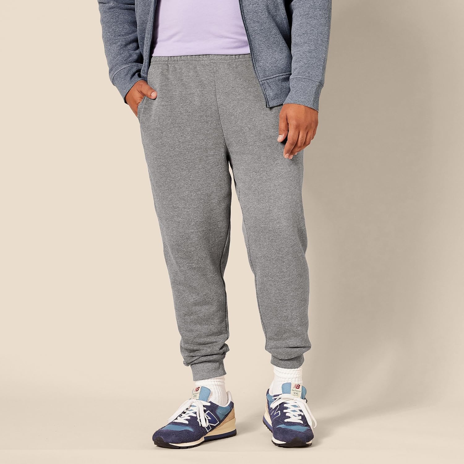 Detalle 2 de Amazon Essentials Men’s Relaxed Fit Fleece Sweatpants